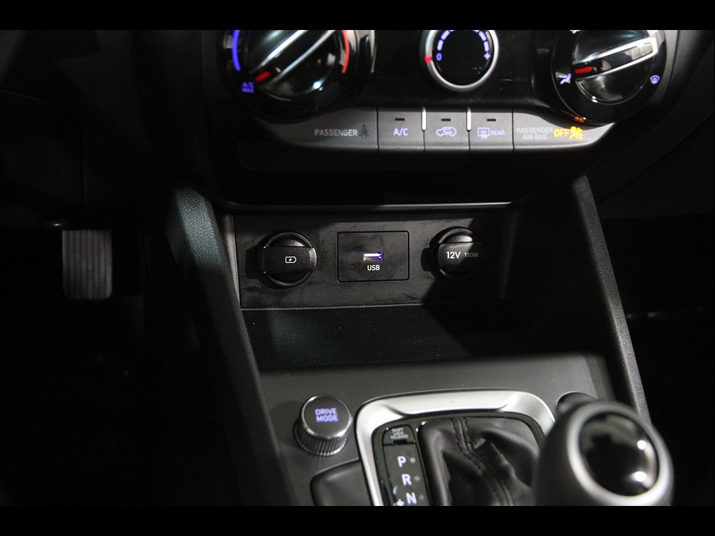 Certified 2023 Hyundai Kona SE AWD/4WD image 13
