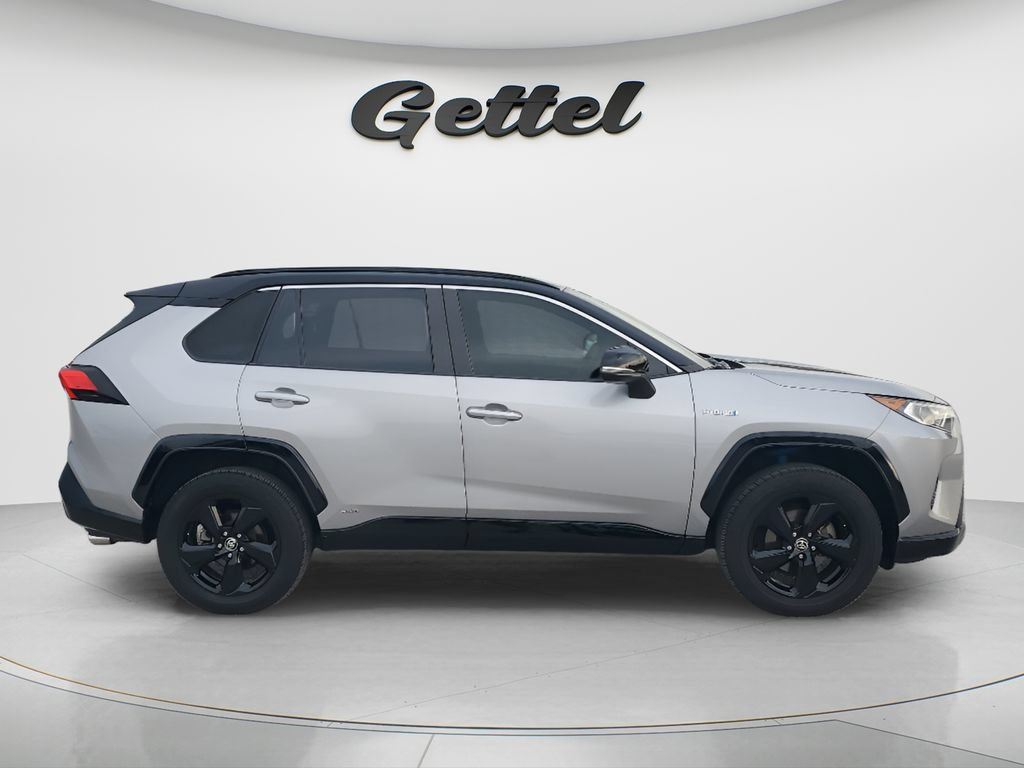 Certified 2021 Toyota RAV4 XSE w/ XSE Grade Weather Package AWD/4WD image 4