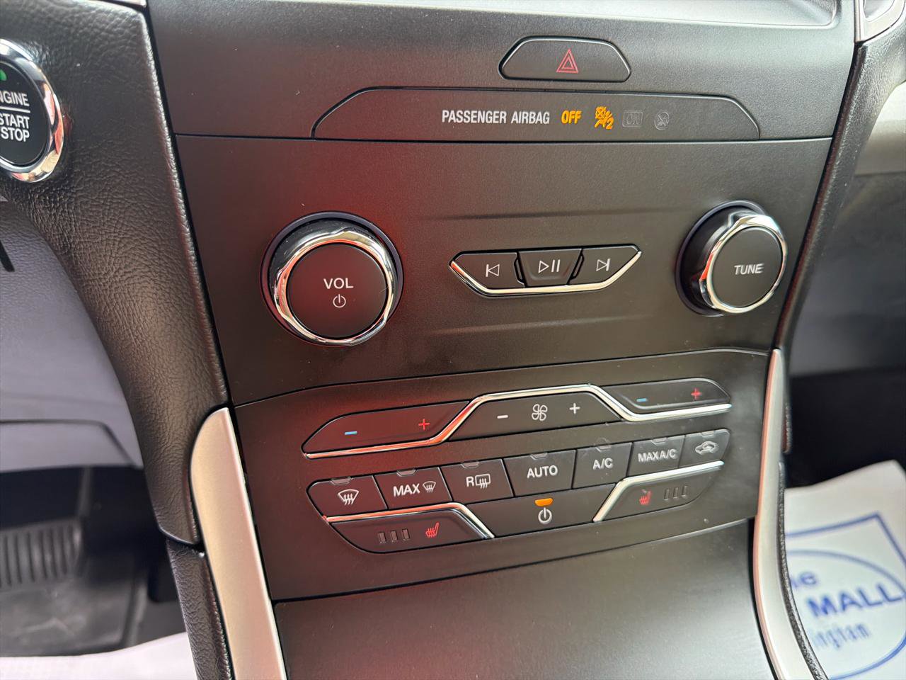 Used 2019 Ford Edge SEL w/ Equipment Group 201A image 32