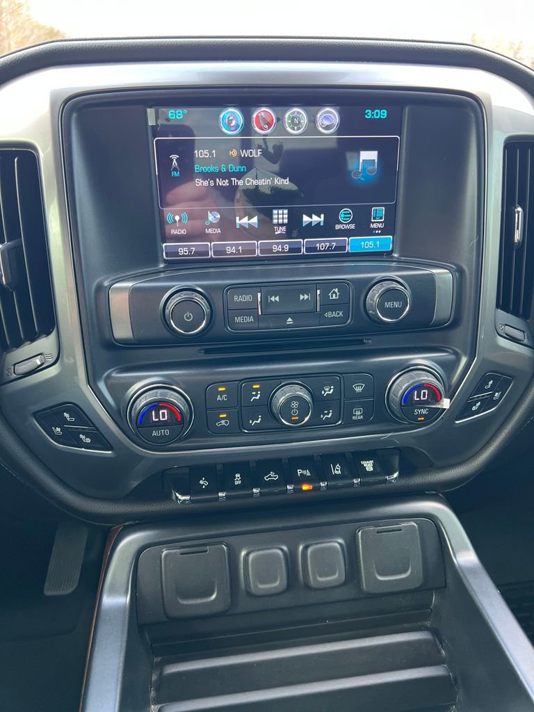 Used 2017 Chevrolet Silverado 2500 LTZ w/ Duramax Plus Package AWD/4WD image 11
