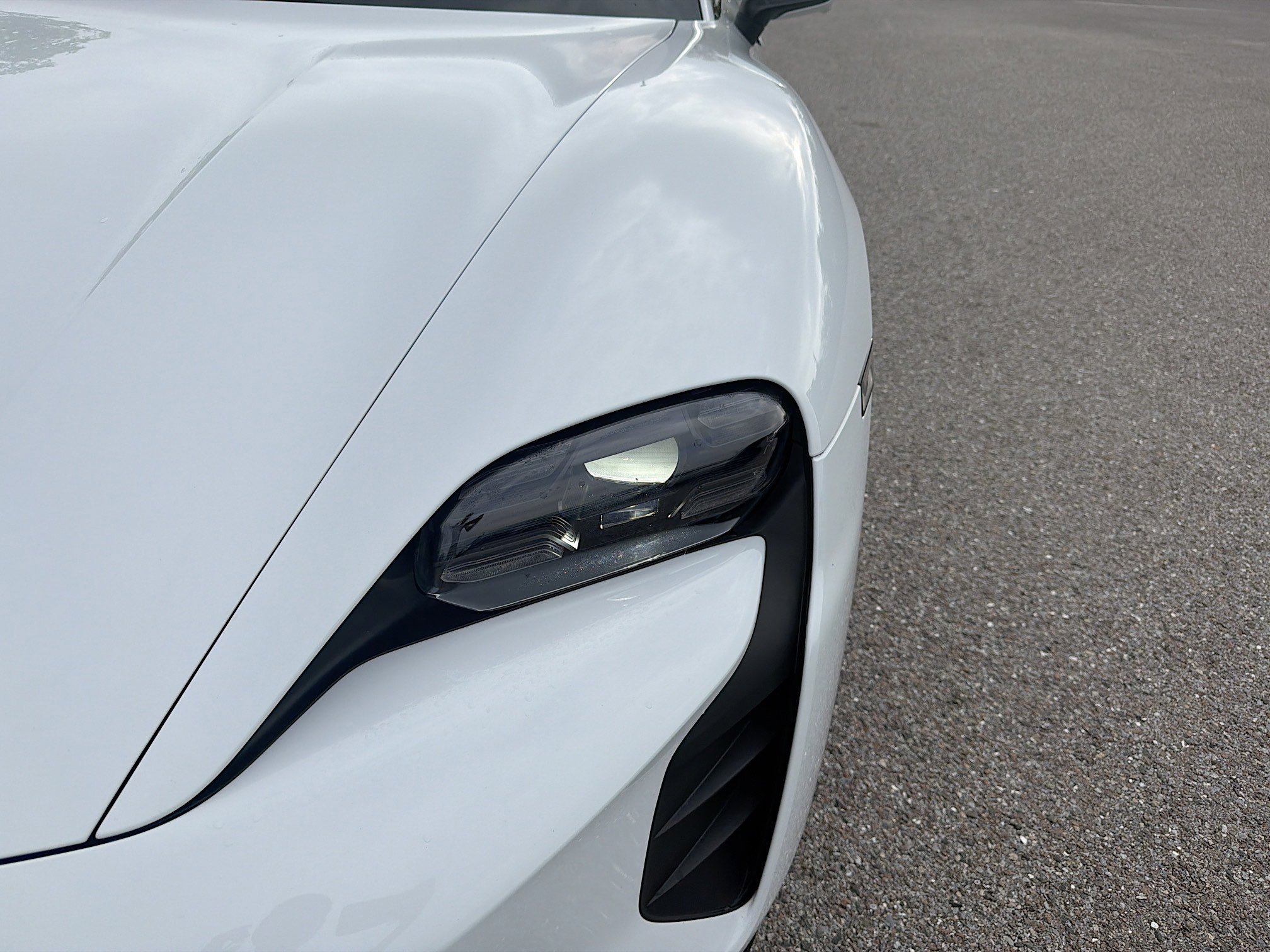 Used 2022 Porsche Taycan GTS w/ Premium Package (P6U) image 9