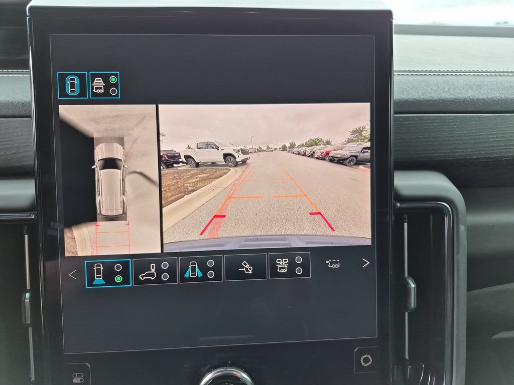 Certified 2025 GMC Yukon AT4 Ultimate AWD/4WD image 33