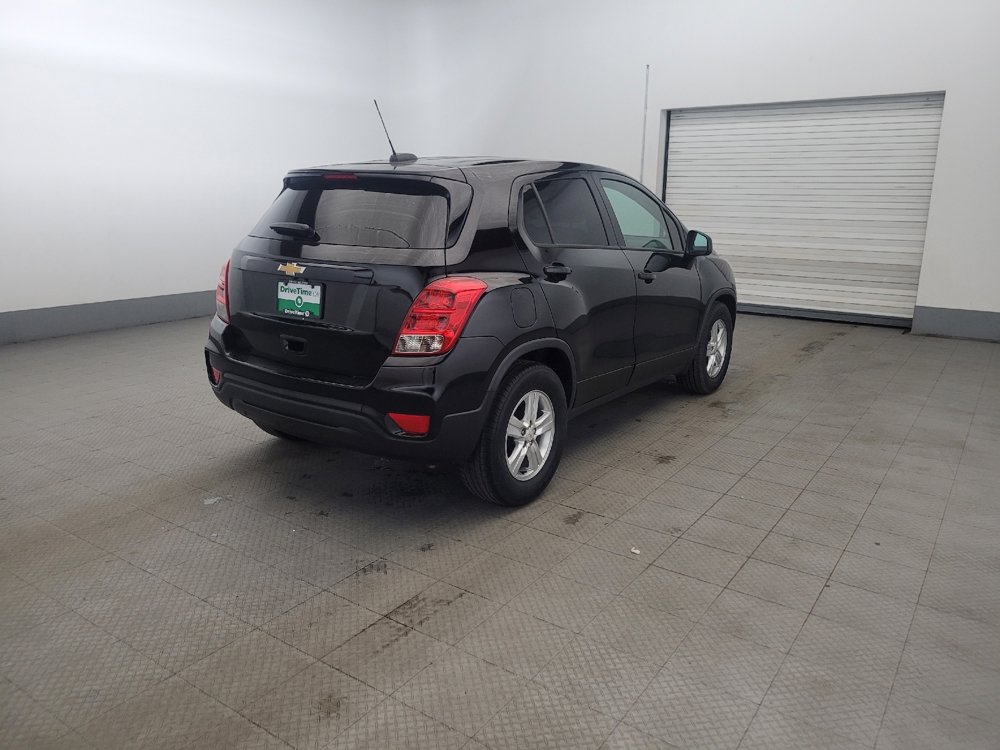 Used 2020 Chevrolet Trax LS w/ Tint and Cruise Package image 9