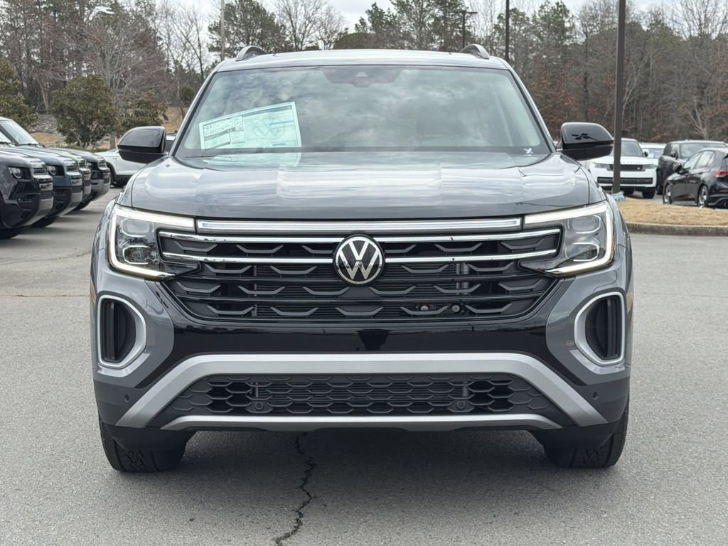 New 2026 Volkswagen Atlas Peak Edition image 8