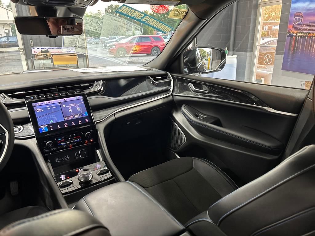 New 2024 Jeep Grand Cherokee Trailhawk w/ Advanced Protech Group II image 14