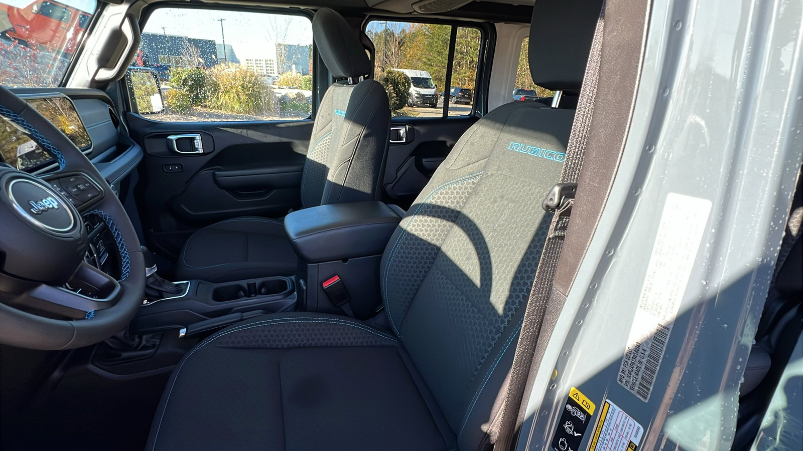 Used 2025 Jeep Wrangler Unlimited Rubicon 4xe w/ Convenience Group image 17