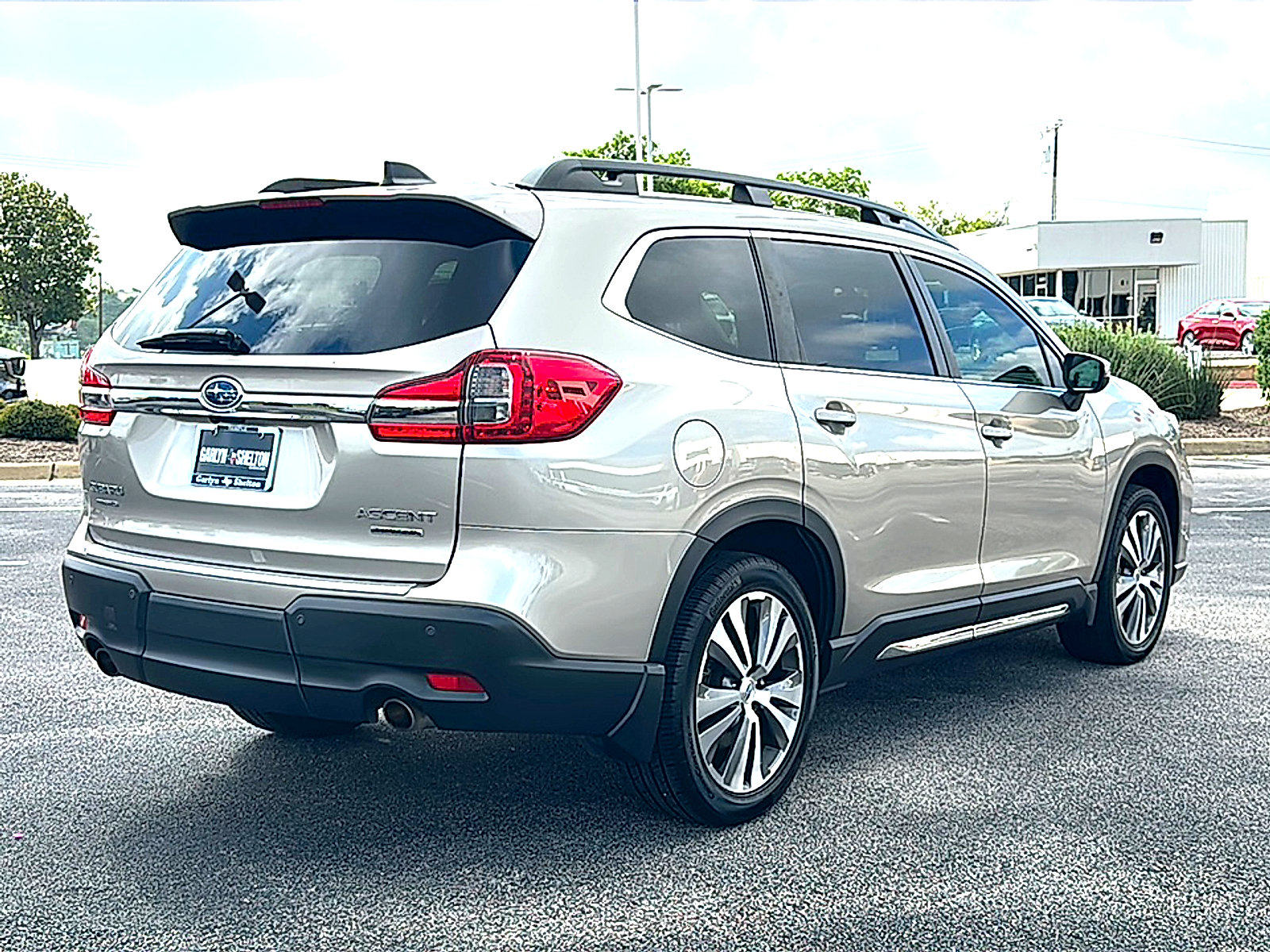 Used 2020 Subaru Ascent Limited w/ Technology Package AWD/4WD image 8