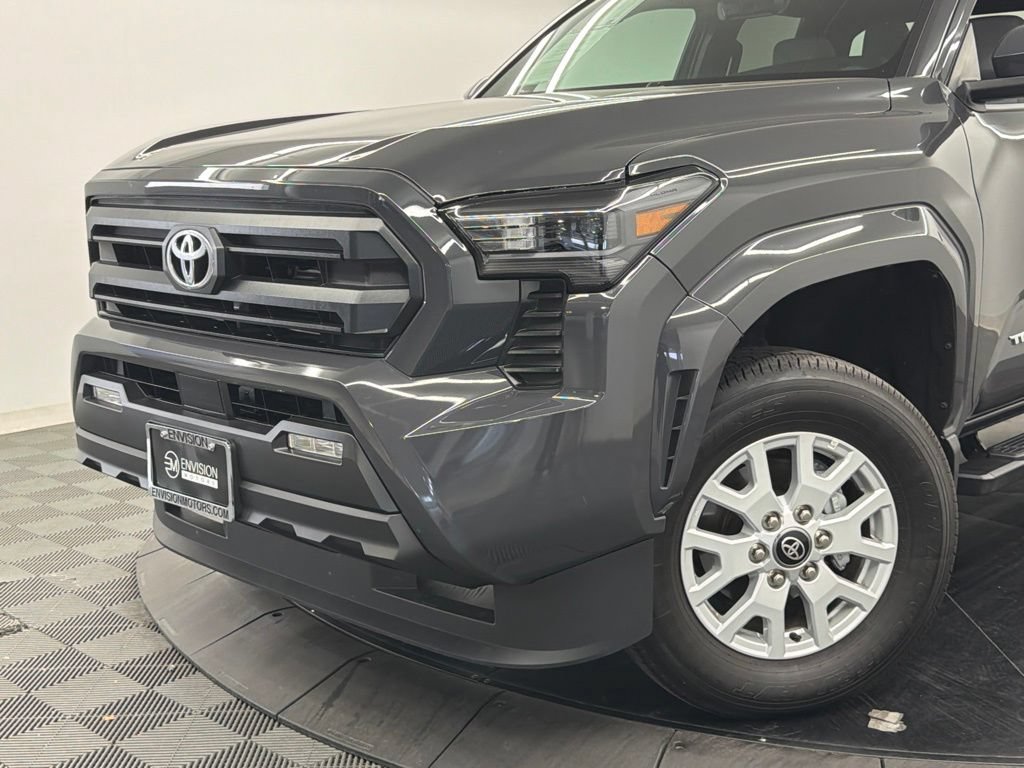 Certified 2026 Toyota Tacoma SR5 RWD image 4