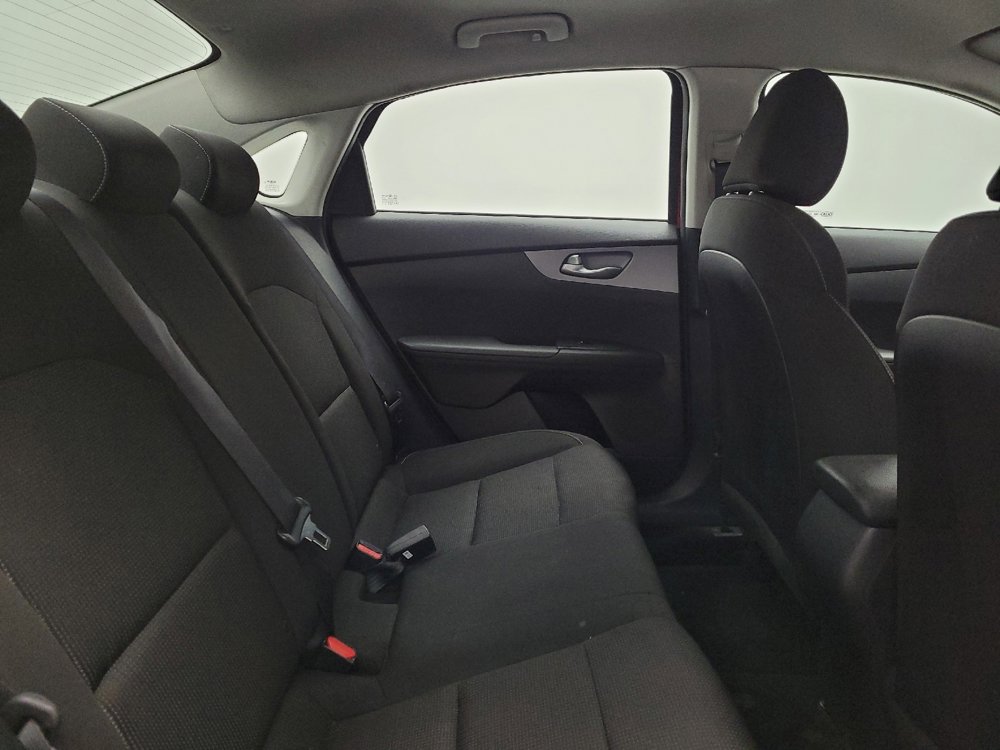 Used 2021 Kia Forte LXS image 19