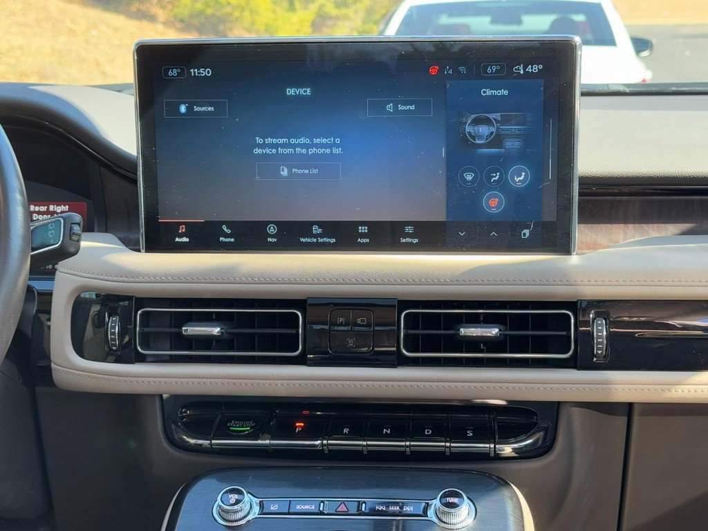 Used 2021 Lincoln Nautilus Reserve w/ Cargo Utility Package image 13