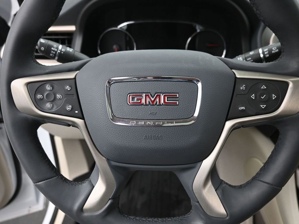 Used 2023 GMC Acadia Denali w/ Denali Ultimate Package image 16