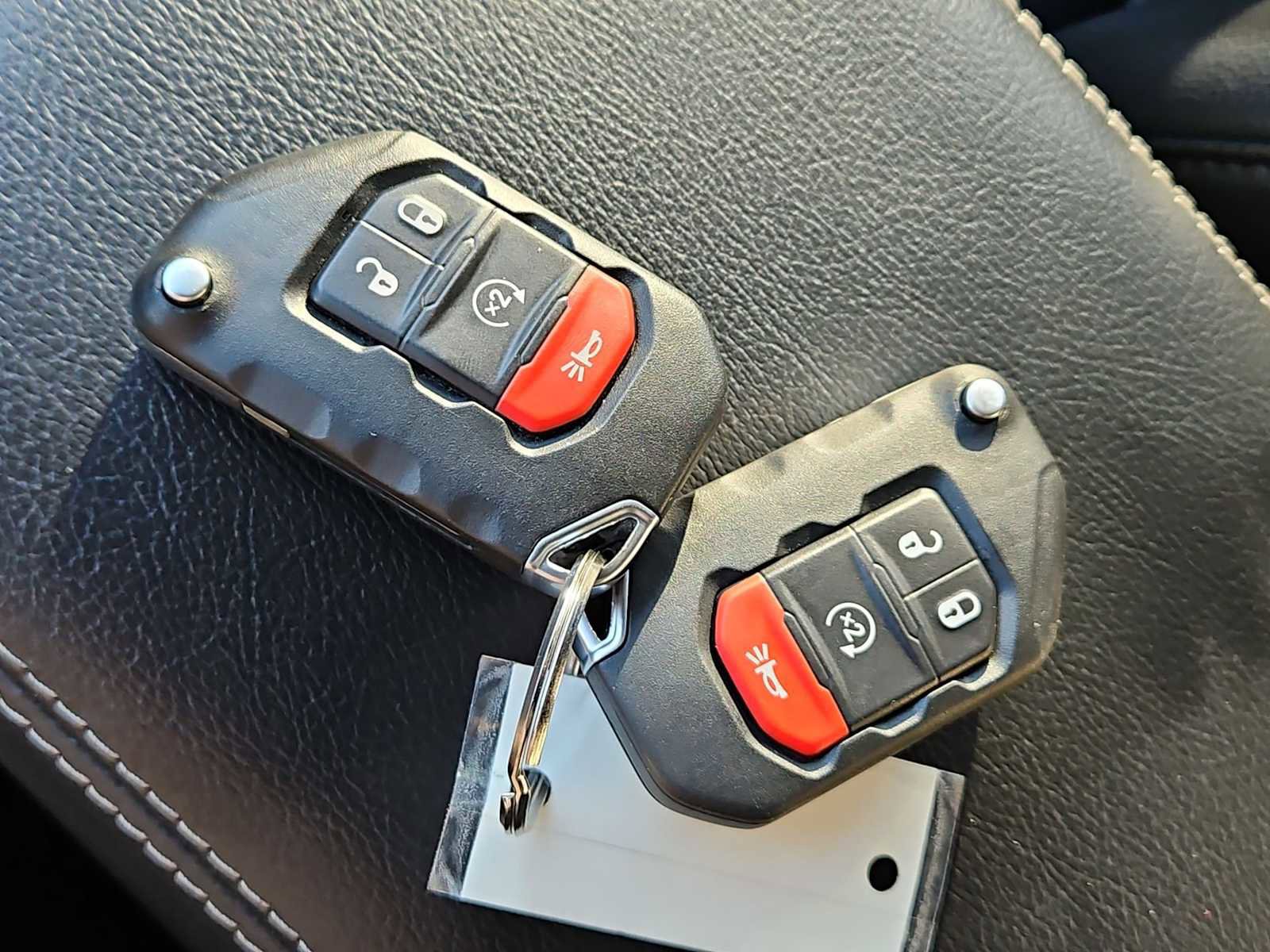 Used 2023 Jeep Wrangler Sahara w/ Cold Weather Group image 35