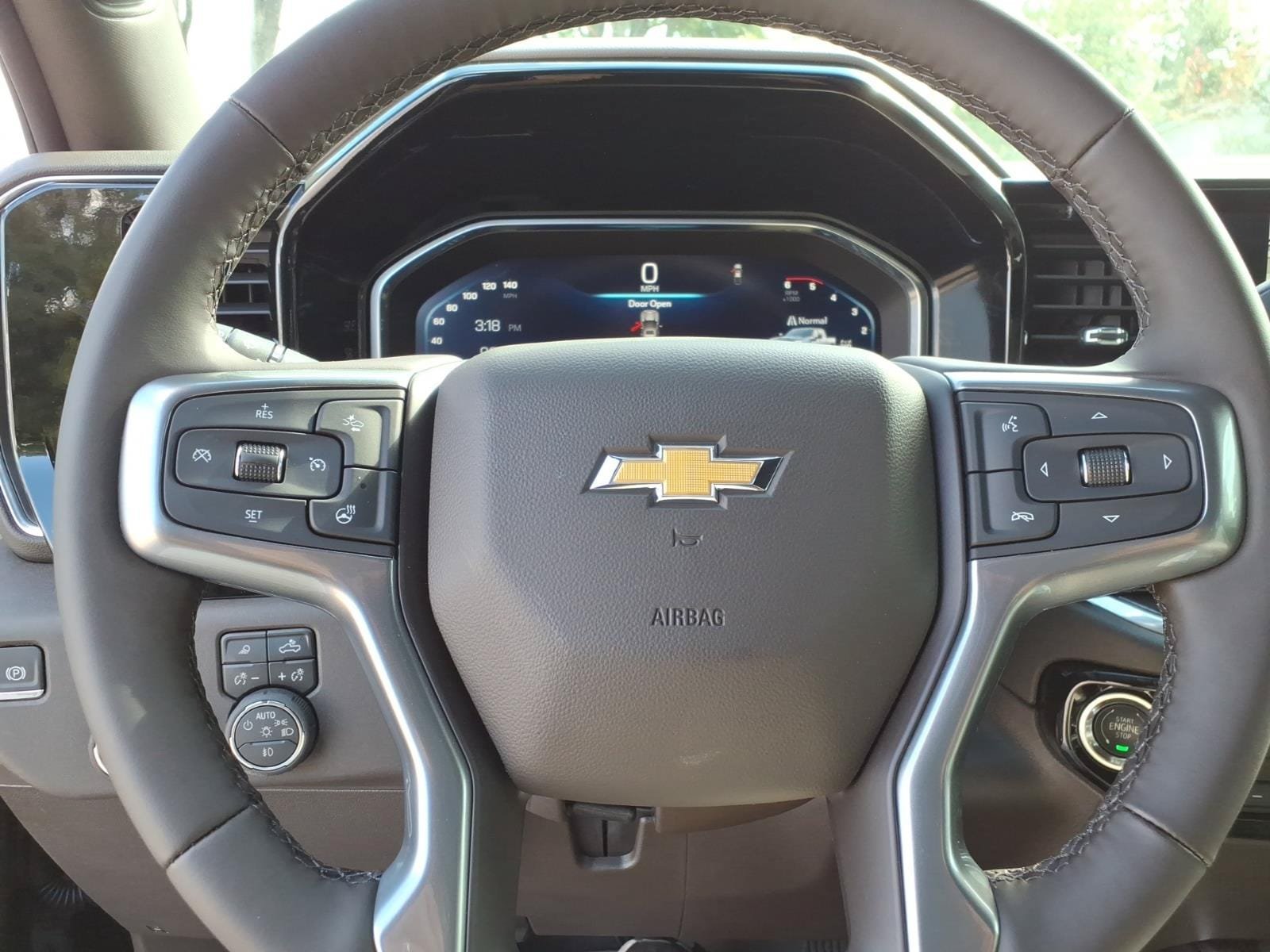 New 2026 Chevrolet Silverado 2500 LTZ w/ LTZ Premium Package AWD/4WD image 29