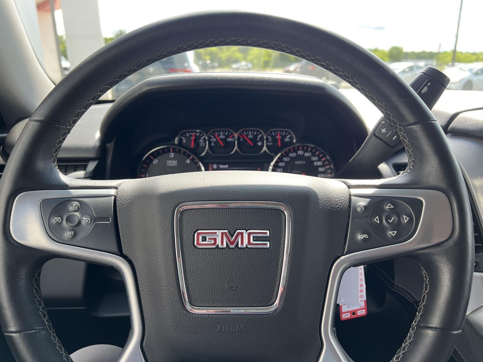 Used 2015 GMC Yukon SLE w/ Convenience Package AWD/4WD image 25