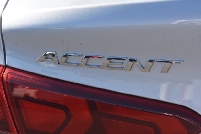 Used 2022 Hyundai Accent SE image 7