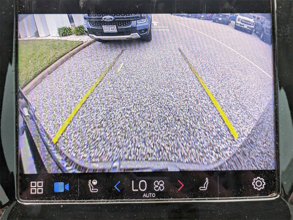 Certified 2023 Volvo XC90 T8 Plus w/ Protection Package Premier image 20