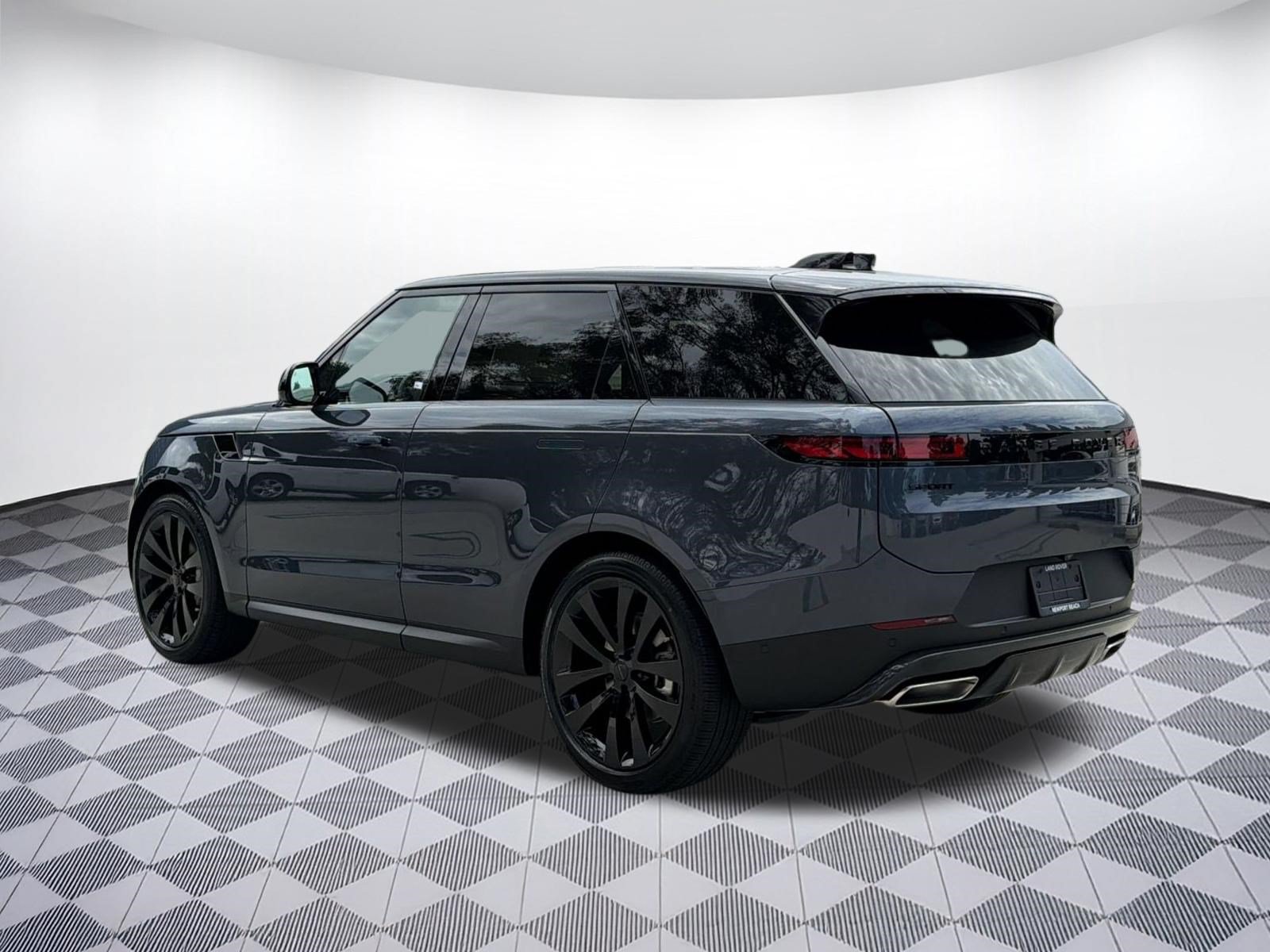 New 2026 Land Rover Range Rover Sport SE AWD/4WD image 3