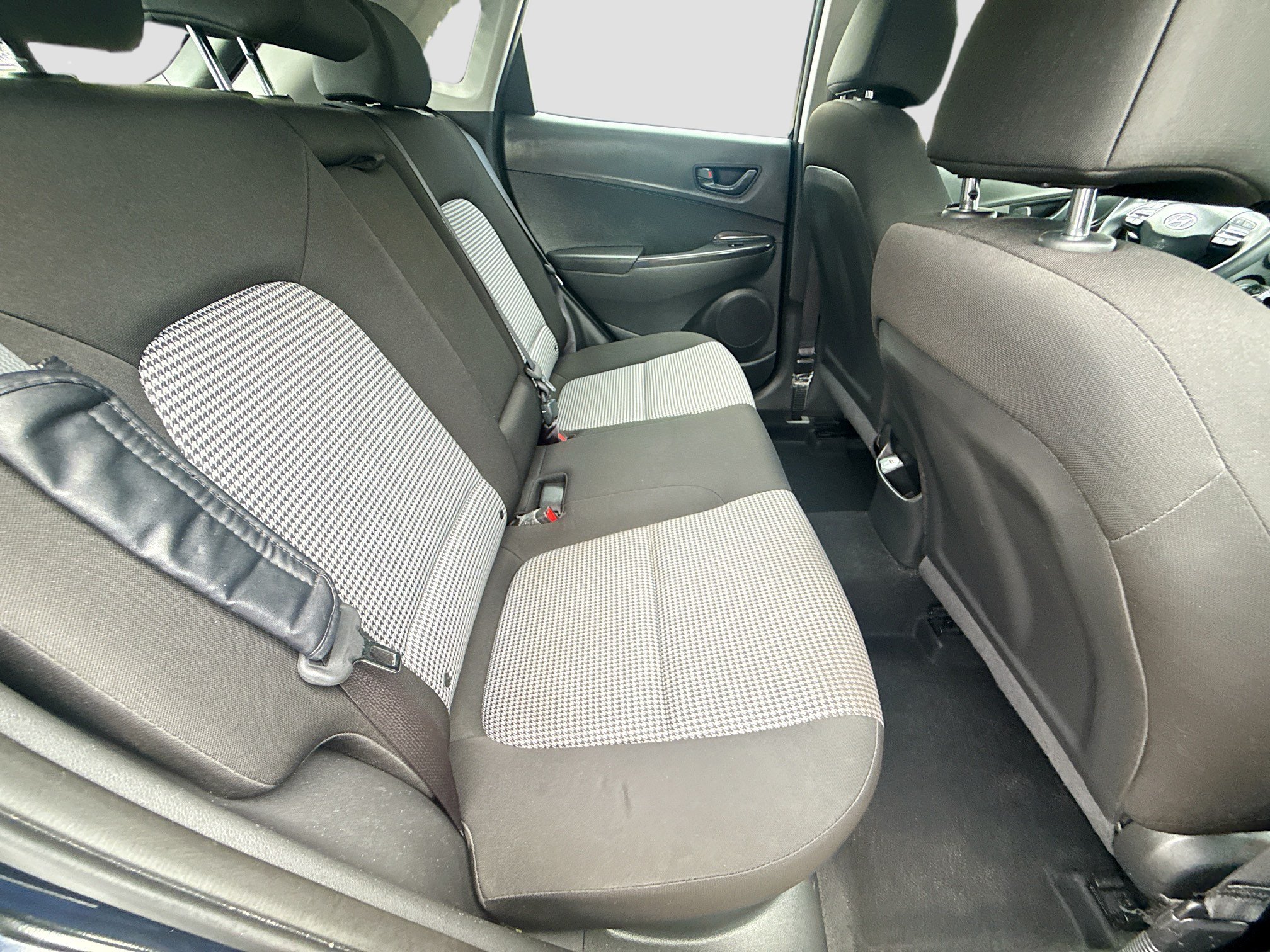 Used 2023 Hyundai Kona SE AWD/4WD image 25