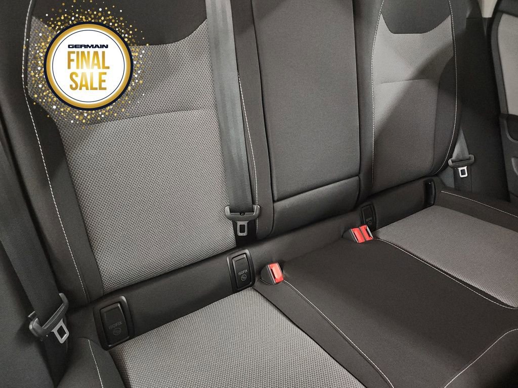 Used 2022 Volkswagen Taos S image 17