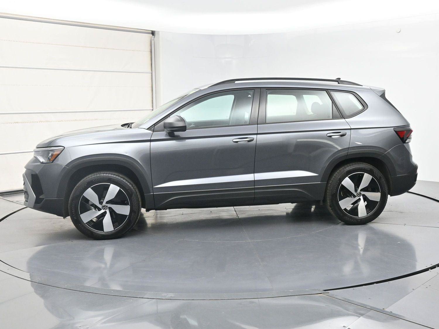 Certified 2025 Volkswagen Taos S AWD/4WD image 22