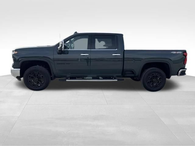 New 2026 Chevrolet Silverado 2500 LTZ w/ LTZ Premium Package AWD/4WD image 2