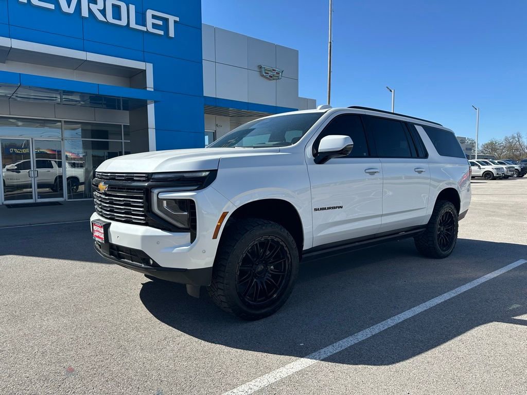 Used 2025 Chevrolet Suburban High Country AWD/4WD image 1