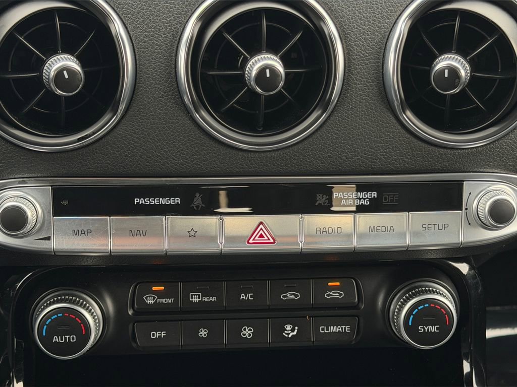 Used 2022 Kia Stinger GT-Line w/ Sun & Sound Package image 25