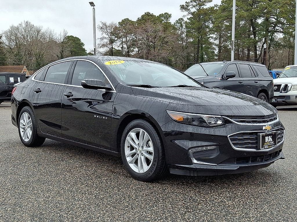 Certified 2018 Chevrolet Malibu LT w/ Driver Confidence Package