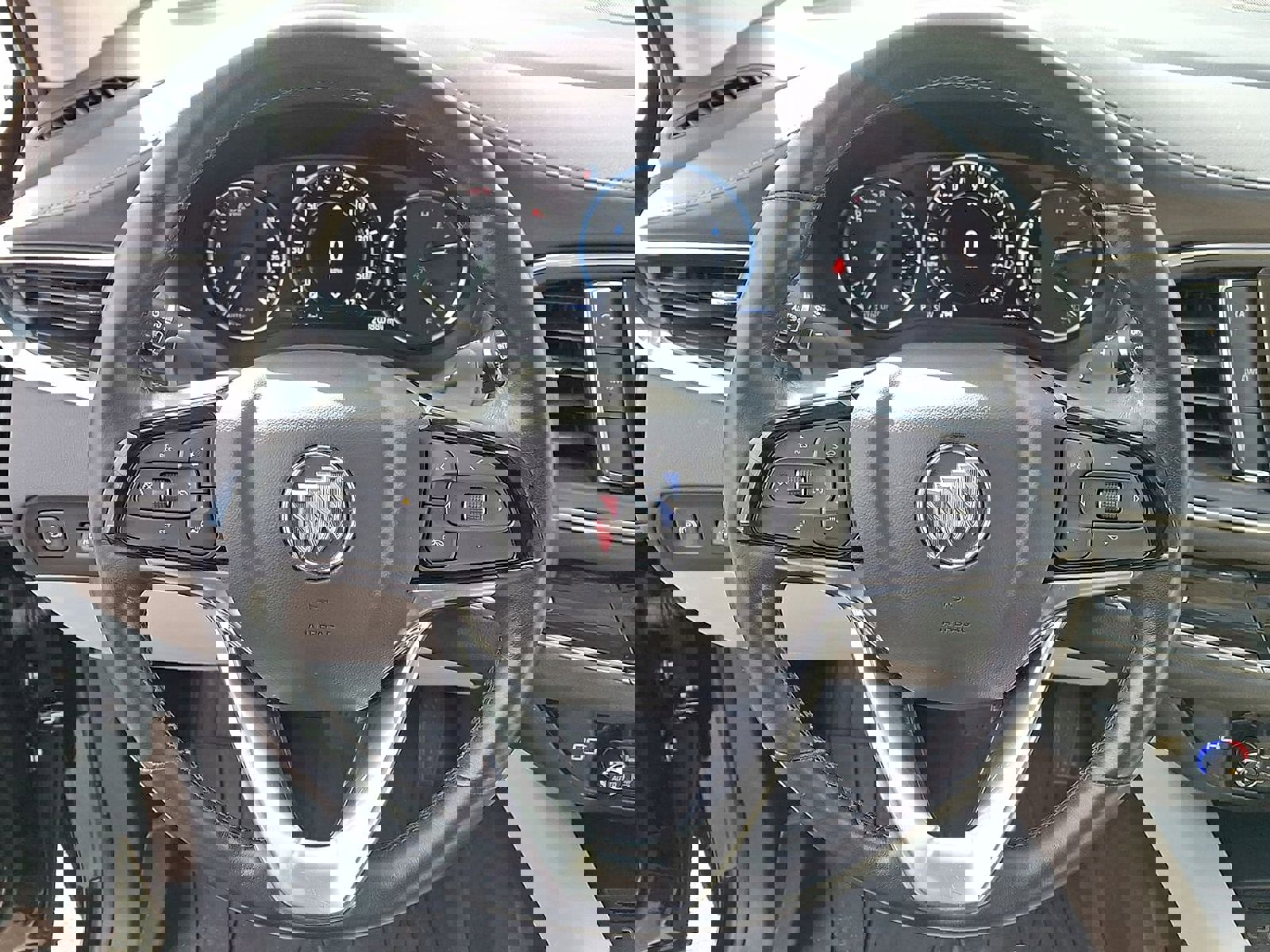 Used 2023 Buick Enclave Premium w/ Experience Buick Package image 11