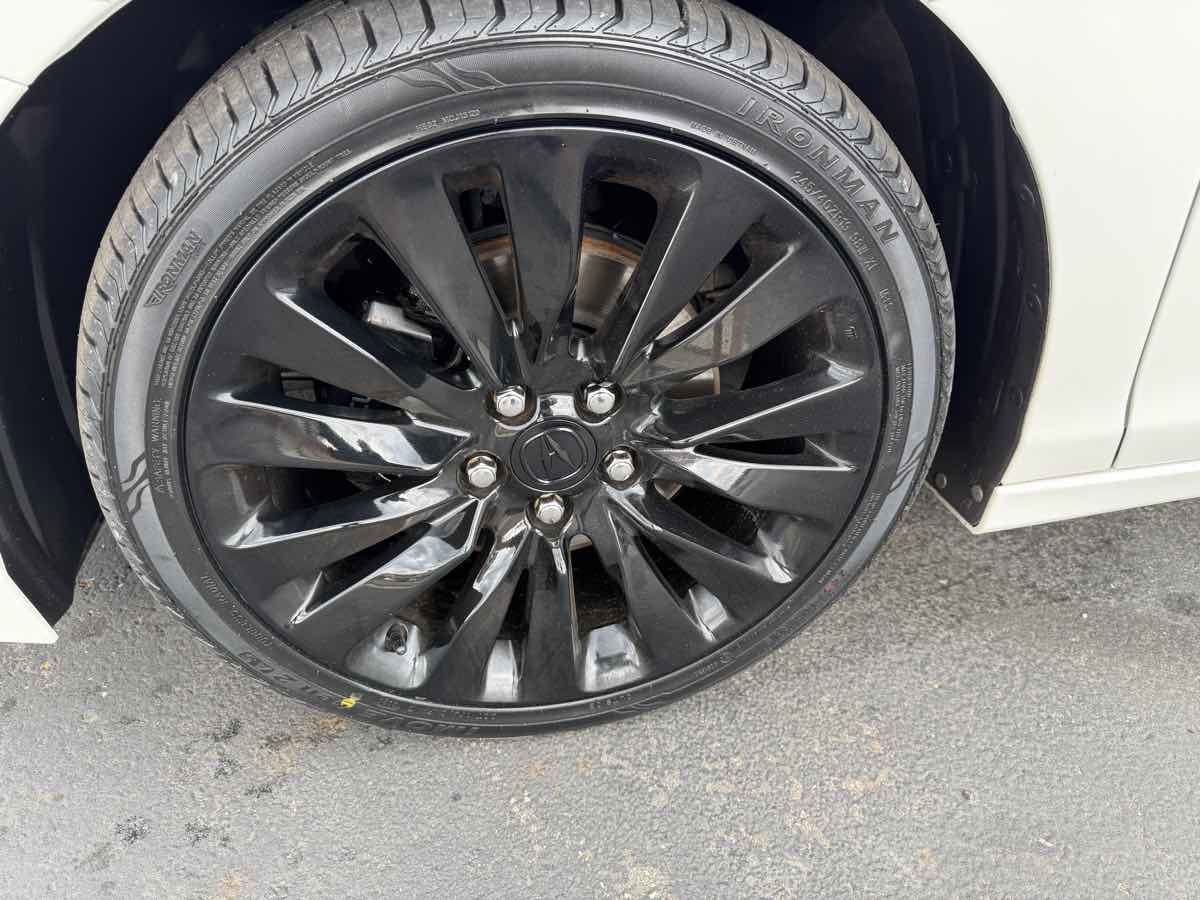 Used 2015 Acura RLX w/ Technology Package FWD image 8