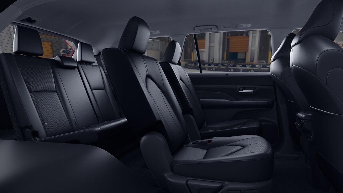 New 2026 Toyota Grand Highlander AWD Hybrid image 21