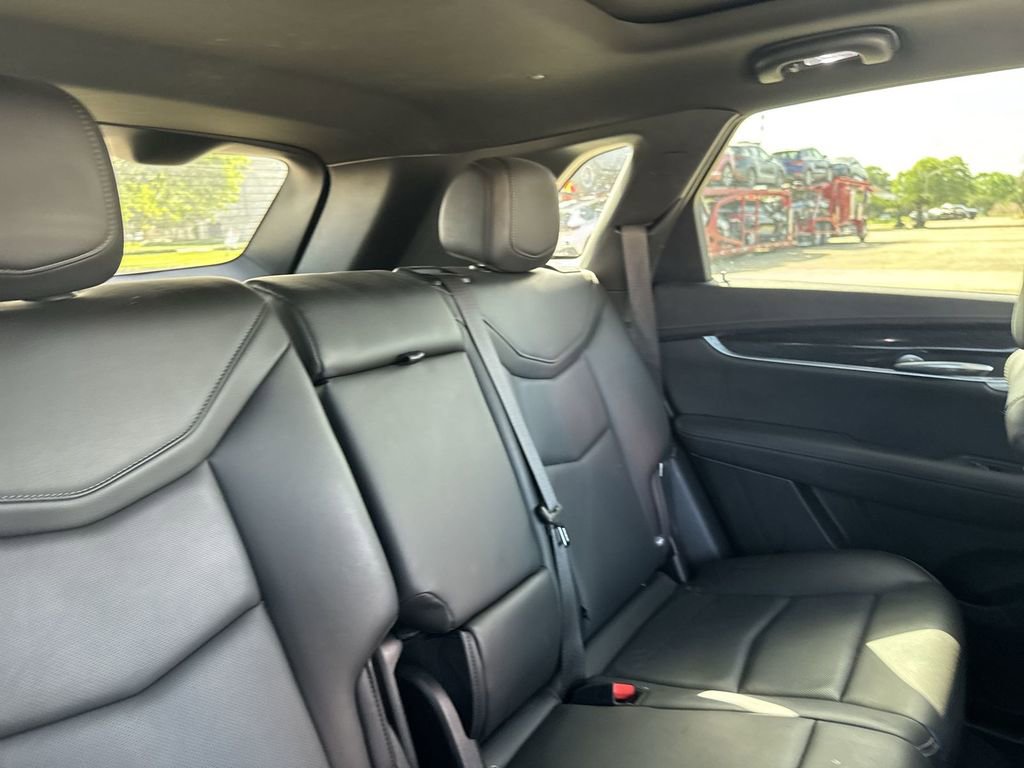 Used 2023 Cadillac XT5 Premium Luxury FWD image 33
