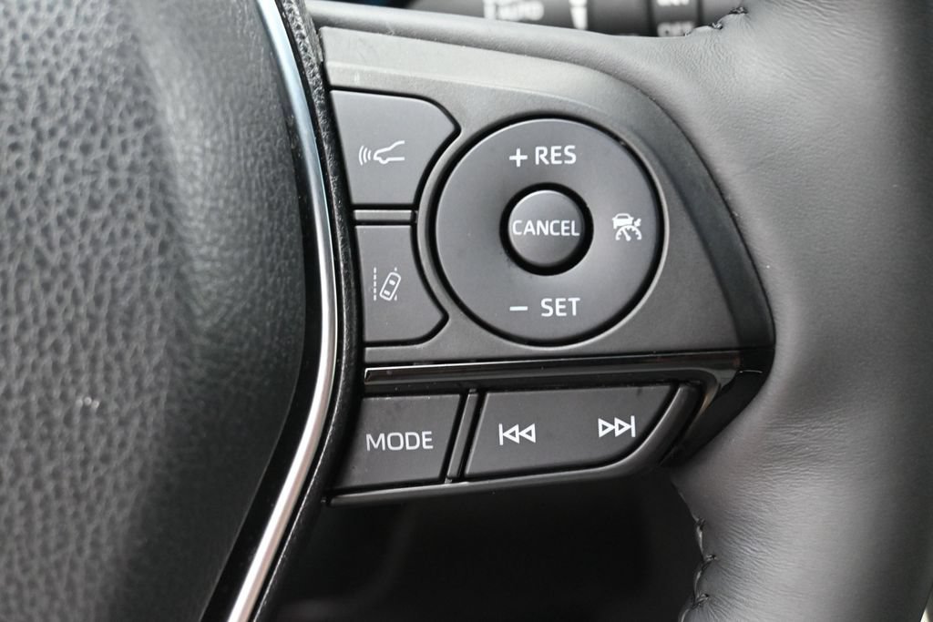 Certified 2021 Toyota Venza Limited w/ Advanced Technology Package AWD/4WD image 18