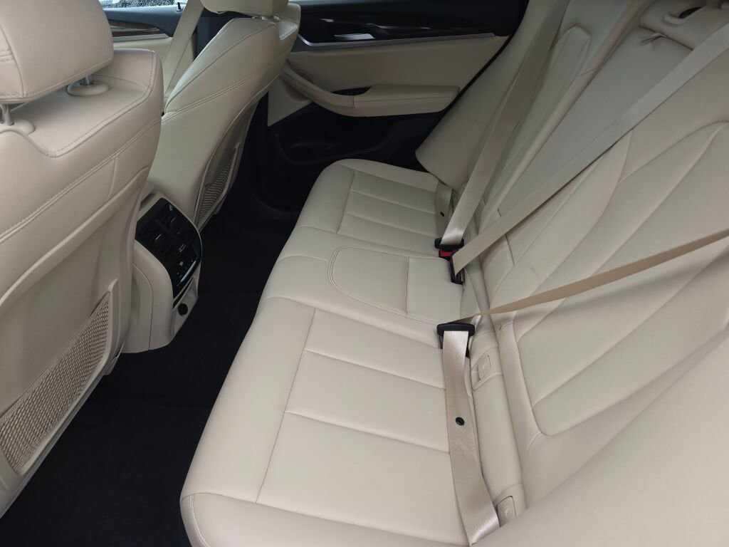 Used 2018 BMW X3 xDrive30i image 18