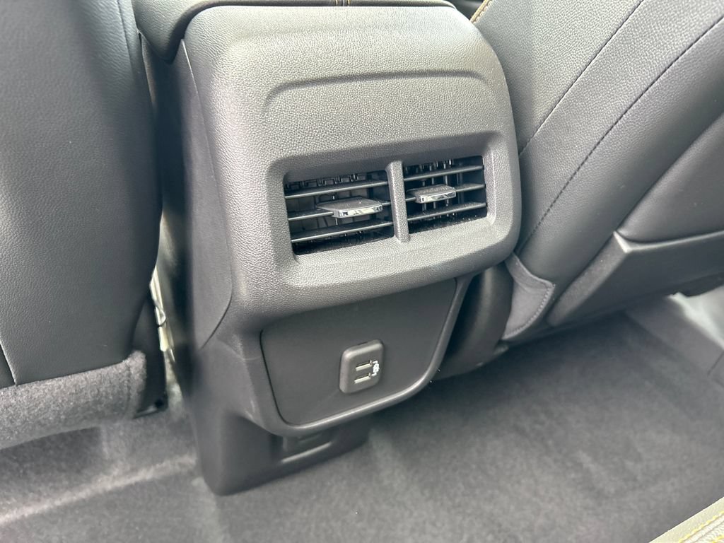 Certified 2023 GMC Terrain AT4 AWD/4WD image 33