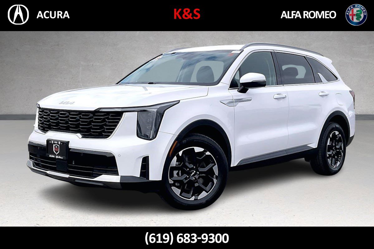 Used 2024 Kia Sorento S image 1