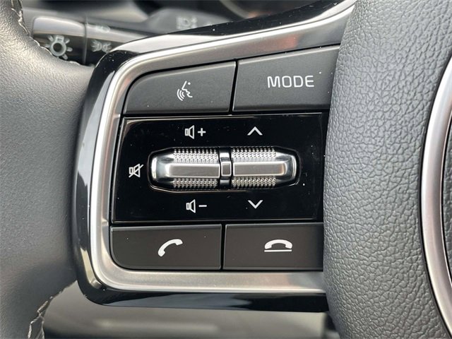 Certified 2023 Kia Sorento S image 32