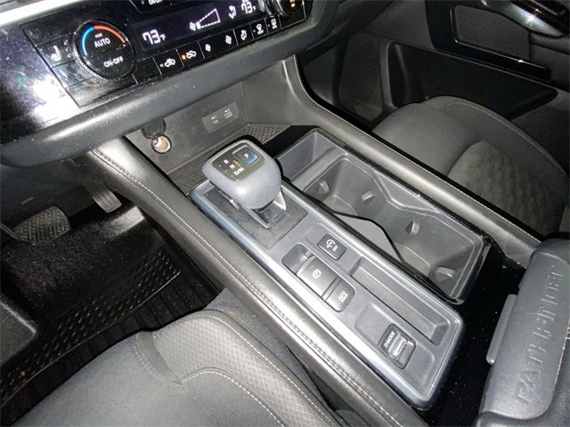 Used 2022 Nissan Pathfinder SV image 19