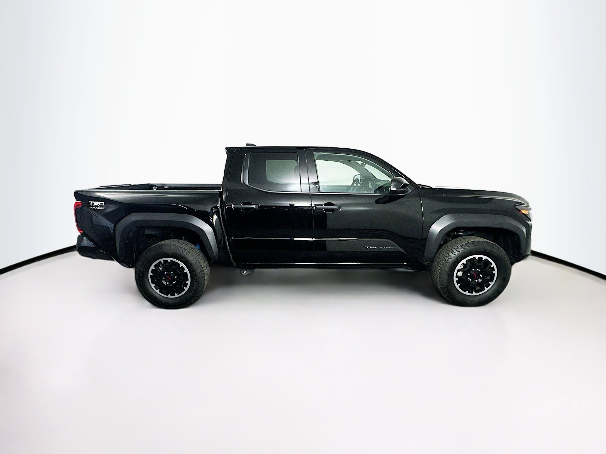 Used 2025 Toyota Tacoma TRD Off-Road image 10