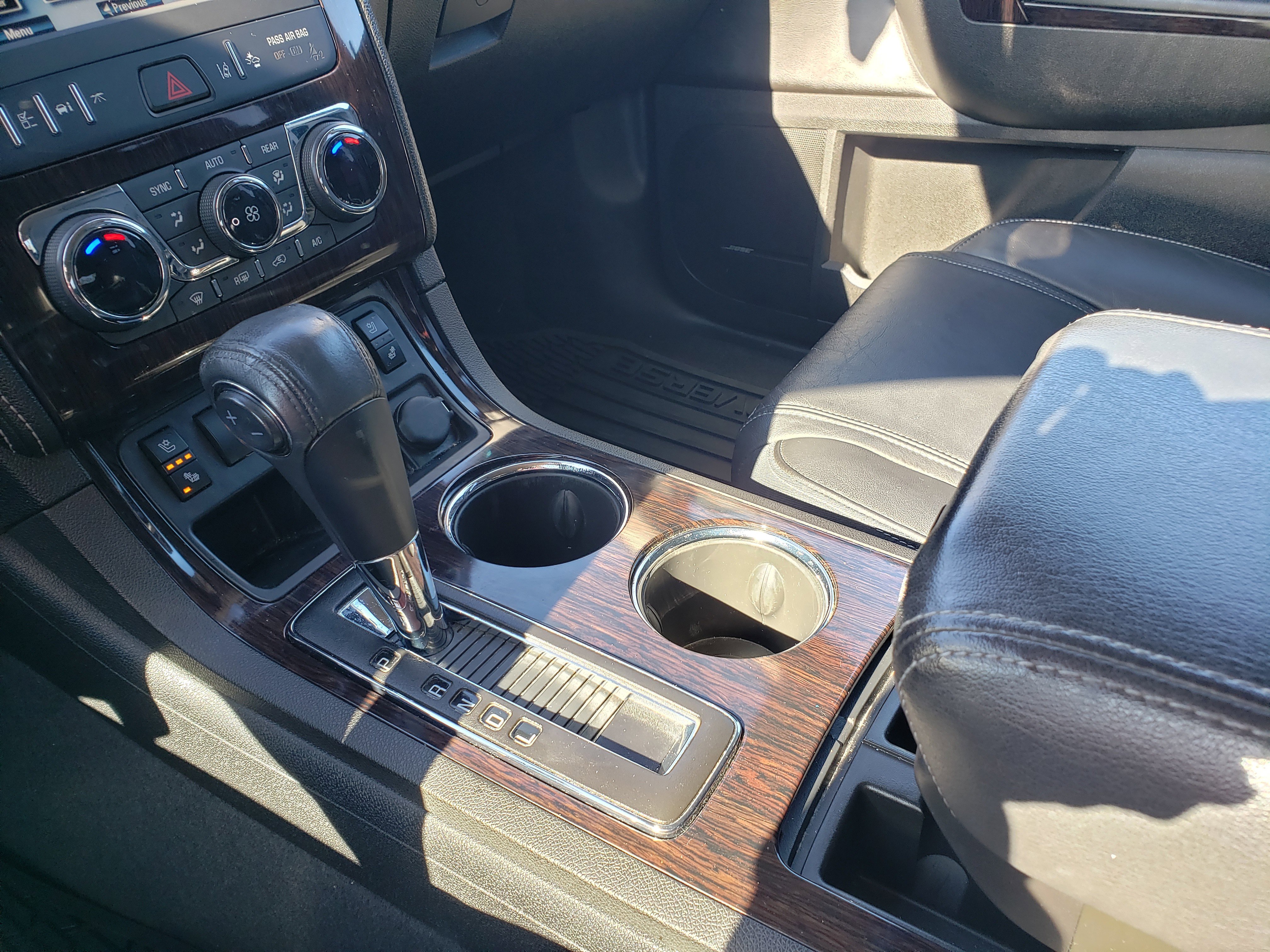 Used 2017 Chevrolet Traverse Premier image 25