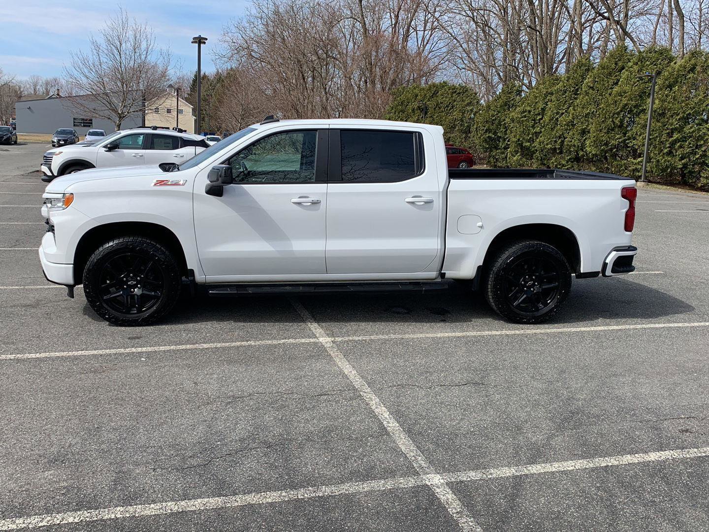 Used 2022 Chevrolet Silverado 1500 RST image 2
