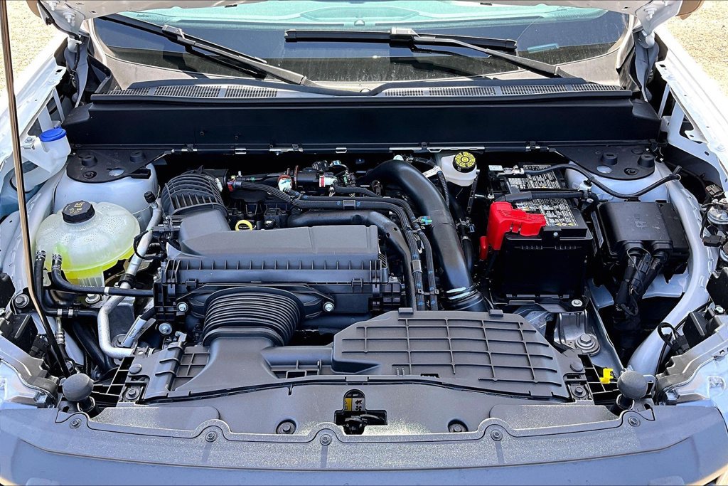 New 2026 Ford Maverick Tremor AWD/4WD image 13