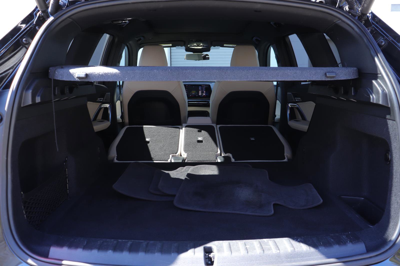 Used 2023 BMW X1 xDrive28i w/ Premium Package image 17