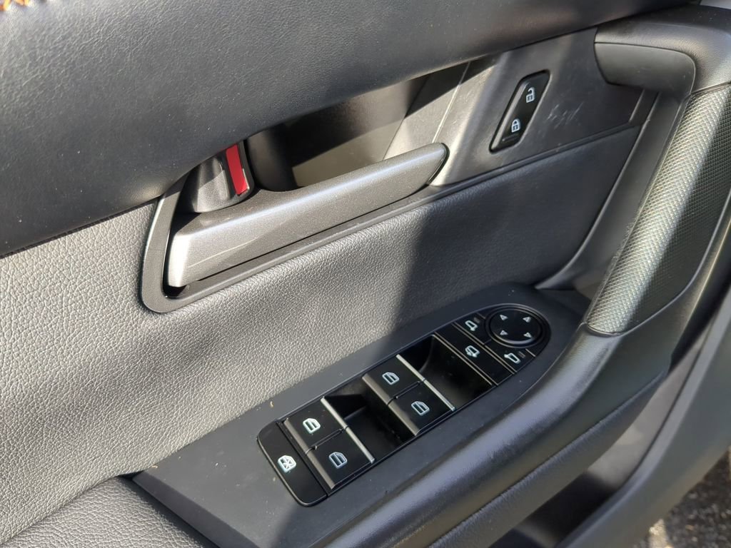 Used 2023 MAZDA CX-50 AWD 2.5 Turbo w/ Cargo Package image 11