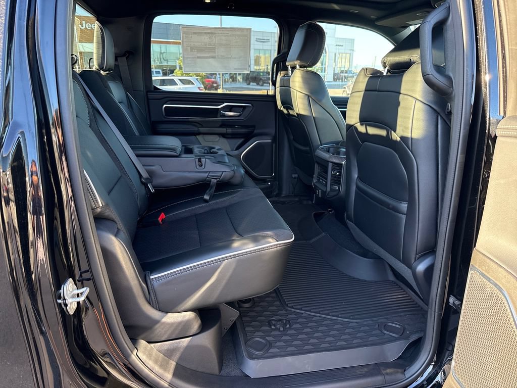 New 2027 RAM 1500 Laramie w/ Night Edition AWD/4WD image 31