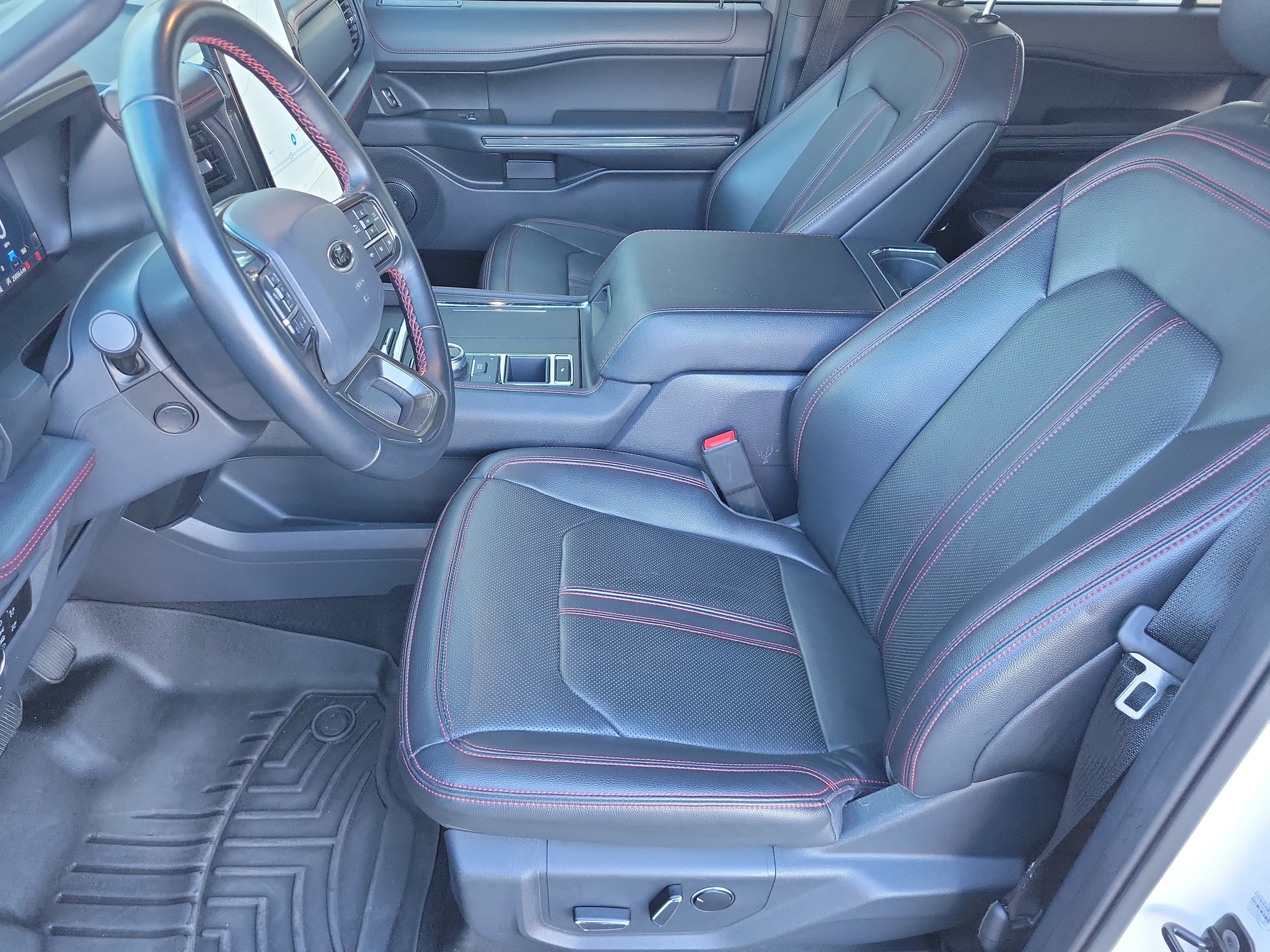 Used 2024 Ford Expedition Limited RWD image 9