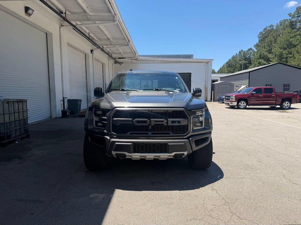Used 2019 Ford F150 Raptor w/ Equipment Group 802A Luxury AWD/4WD image 2