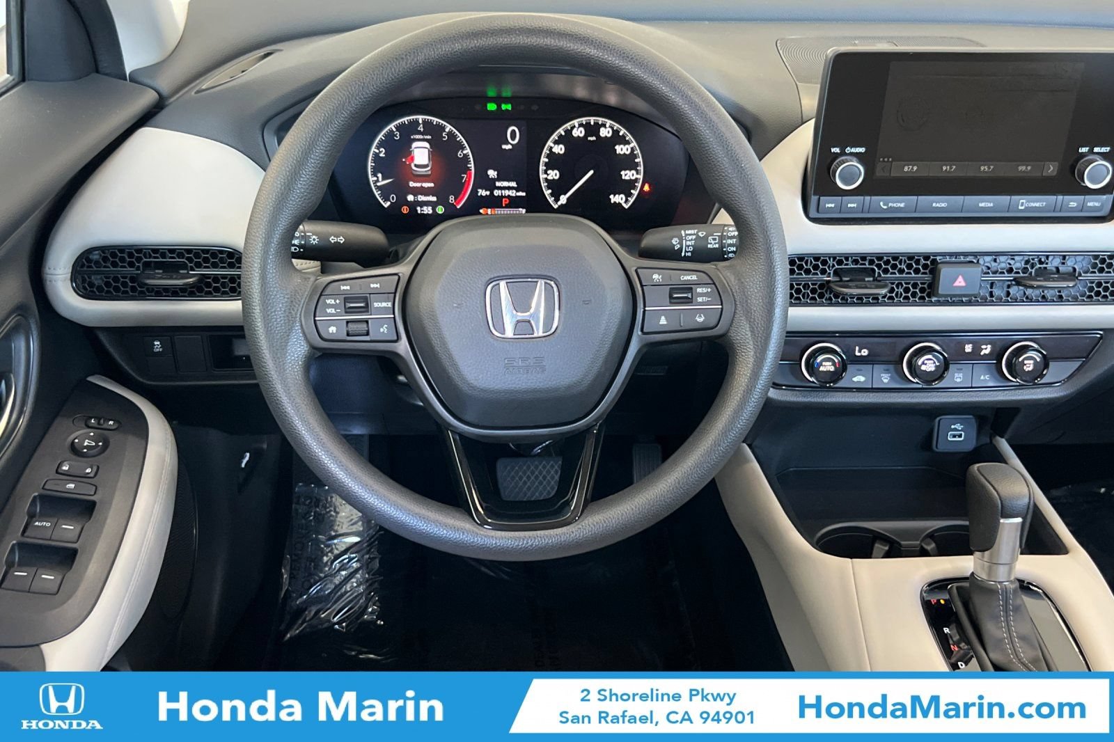 Certified 2025 Honda HR-V LX image 17