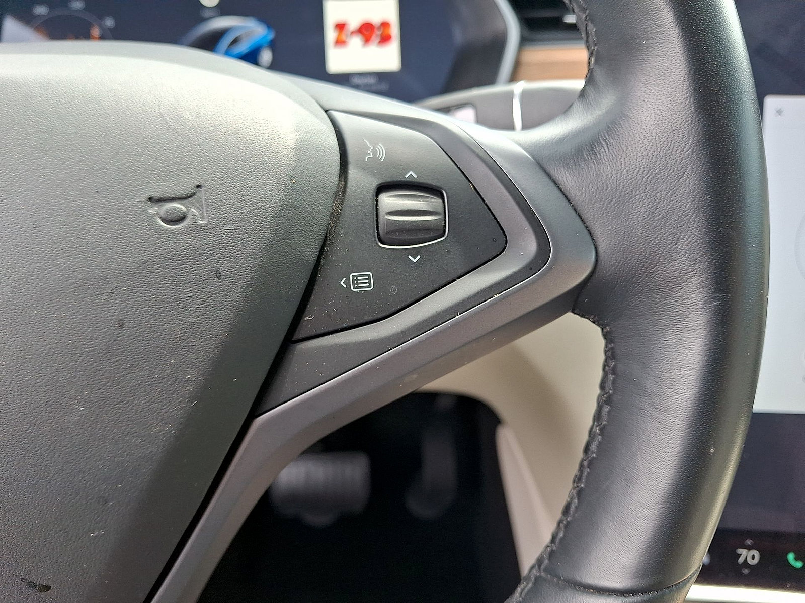 Used 2020 Tesla Model X Long Range AWD/4WD image 18