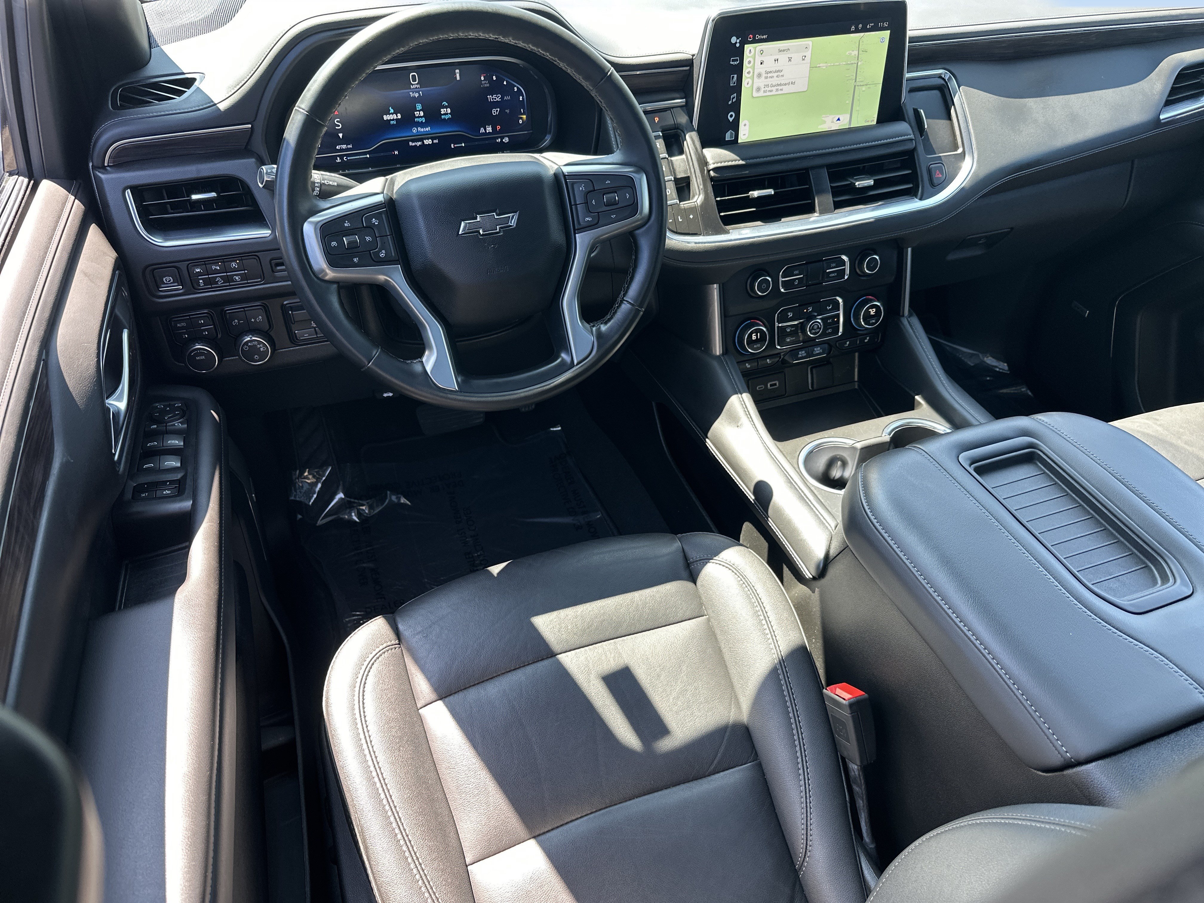 Certified 2024 Chevrolet Tahoe Z71 w/ Luxury Package AWD/4WD image 9